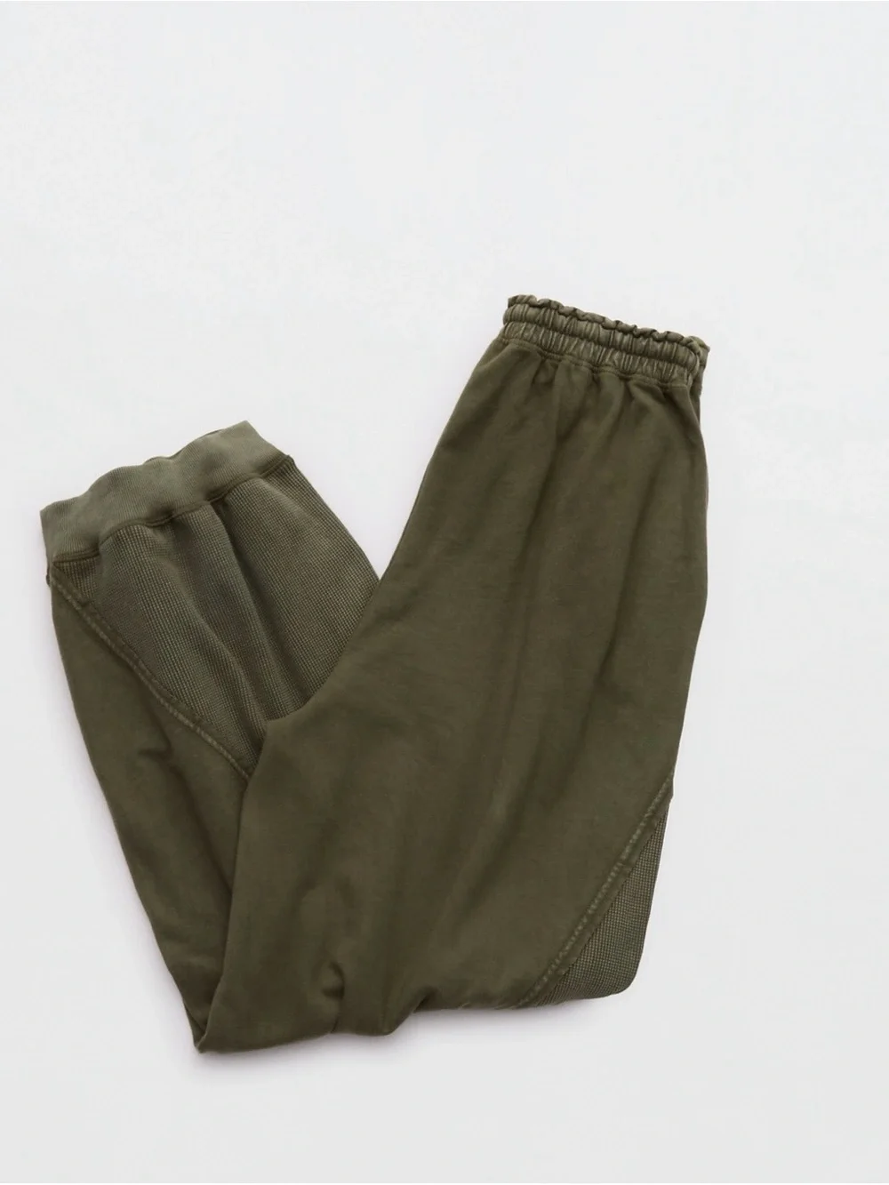 Aerie Unwind Waffle jogger in Festive Olive